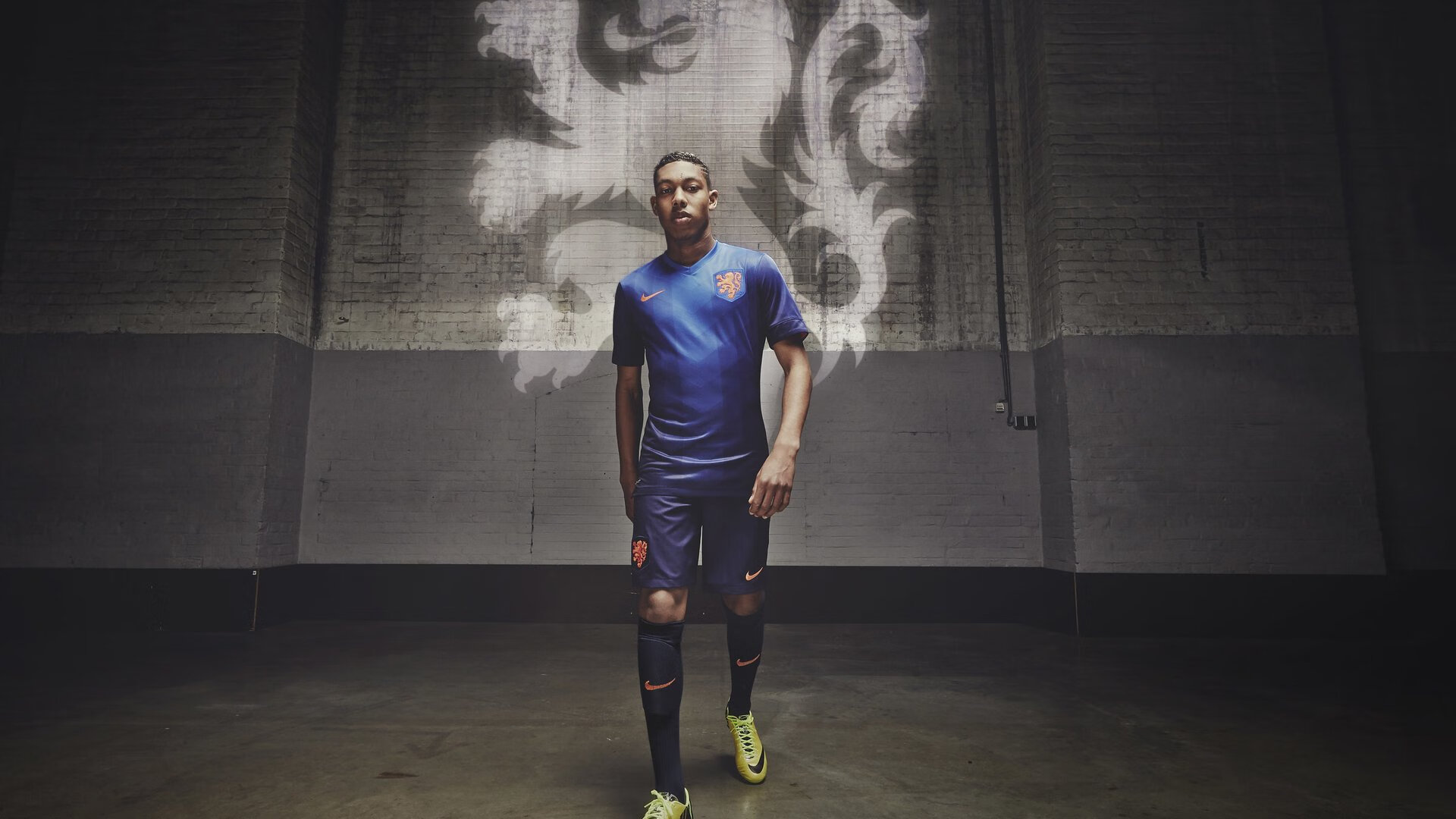 C罗再创历史，国家队进球突破130个，c罗国家队进球数量统计